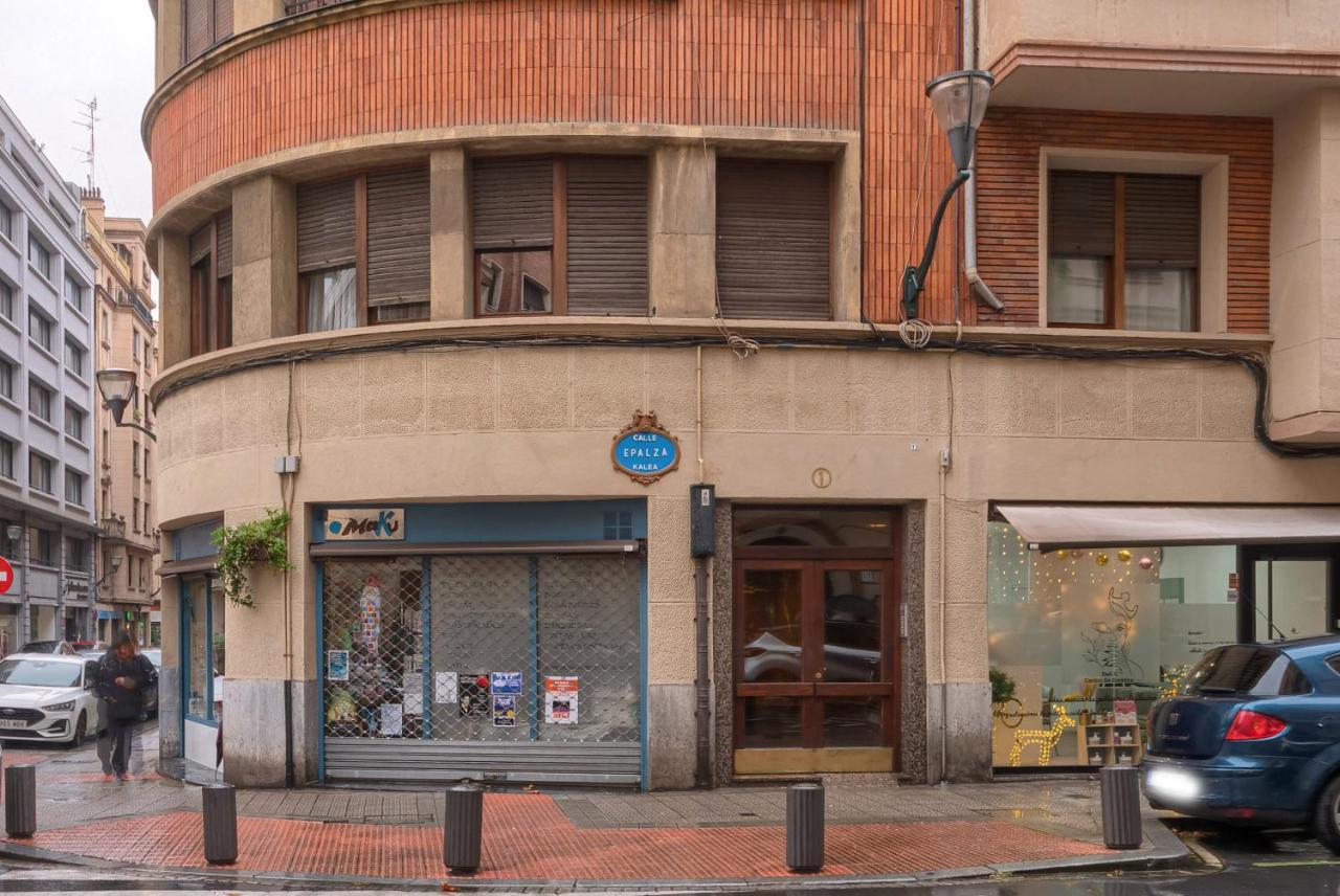 Encanto Y Confort En Calle Epalza - Tu Familia En El Corazon De Bilbao Exterior foto